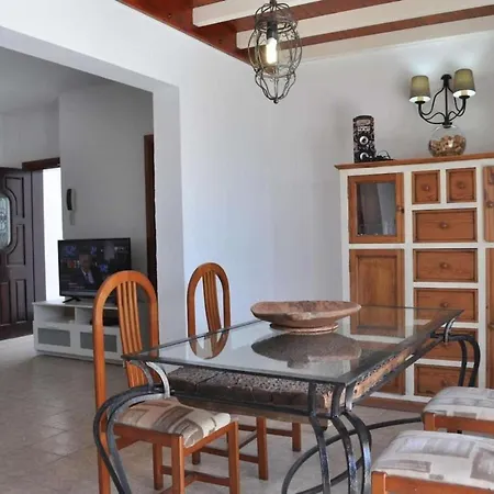 Villa 3 Bedroom - Playa Blanca *