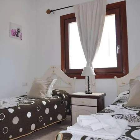 Βίλα 3 Bedroom - Playa Blanca *