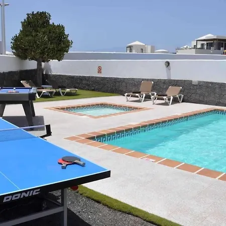 Вилла 3 Bedroom - Playa Blanca Коста Бланка